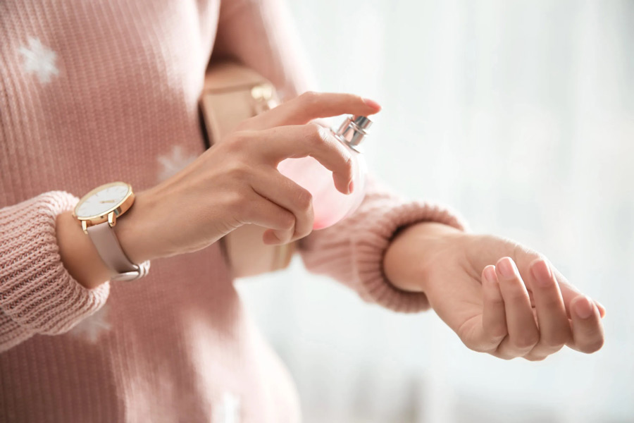 چگونه عطر تقلبی را تشخیص دهیم؟