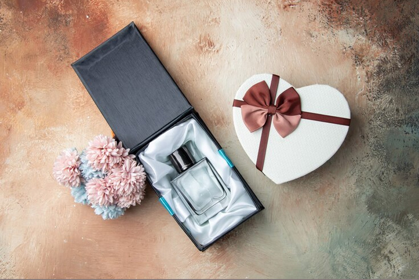 عطر جدایی نمیاره
